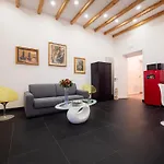 Conte House - 2