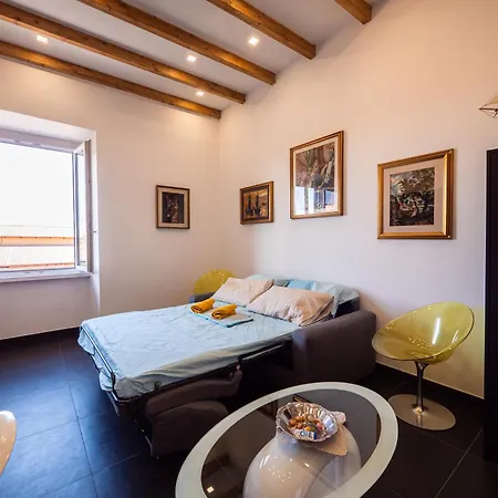 Conte House - 2 Appartement *